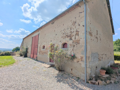 French property for sale in Sainte-Sévère-sur-Indre, Indre - €99,000 - photo 5