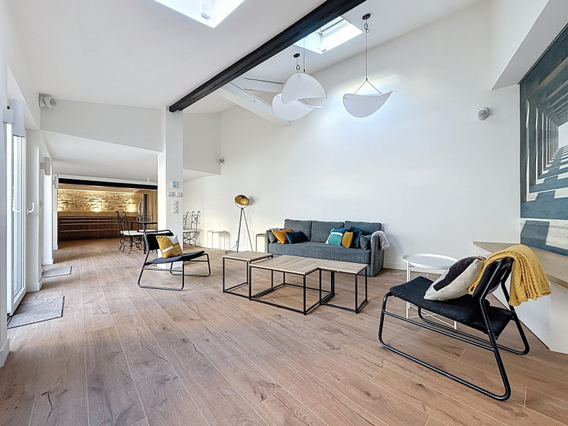 French property for sale in Paris, Paris - €1,750,000 - photo 2
