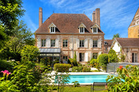 Propriété à vendre à L'Aigle, Orne - 673 000 € - photo n°1