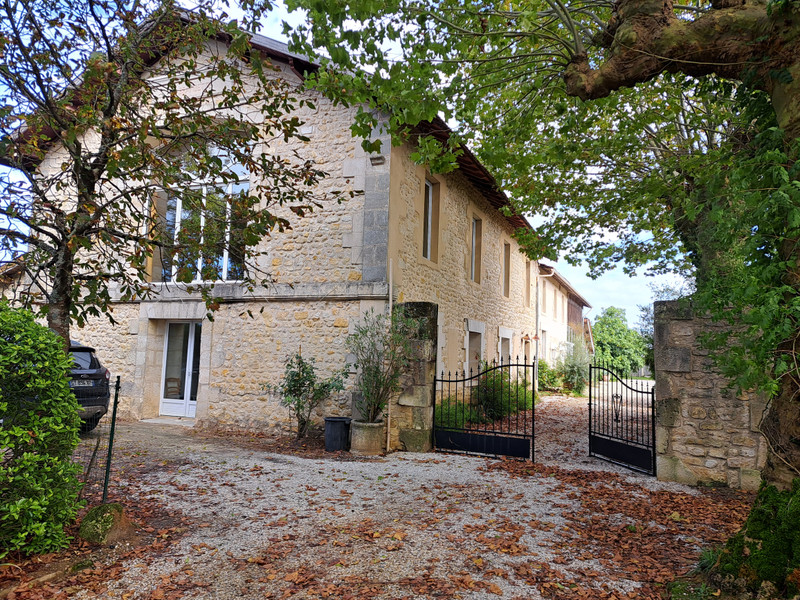 French property for sale in Gaillan-en-Médoc, Gironde - €729,000 - photo 1