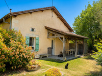 Propriété à vendre à Bonnes, Charente - 130 000 € - photo n°5