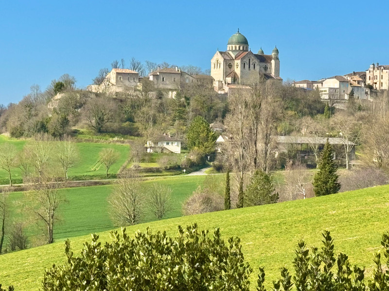 French property for sale in Castelnau Montratier-Sainte Alauzie, Lot - €222,000 - photo 2