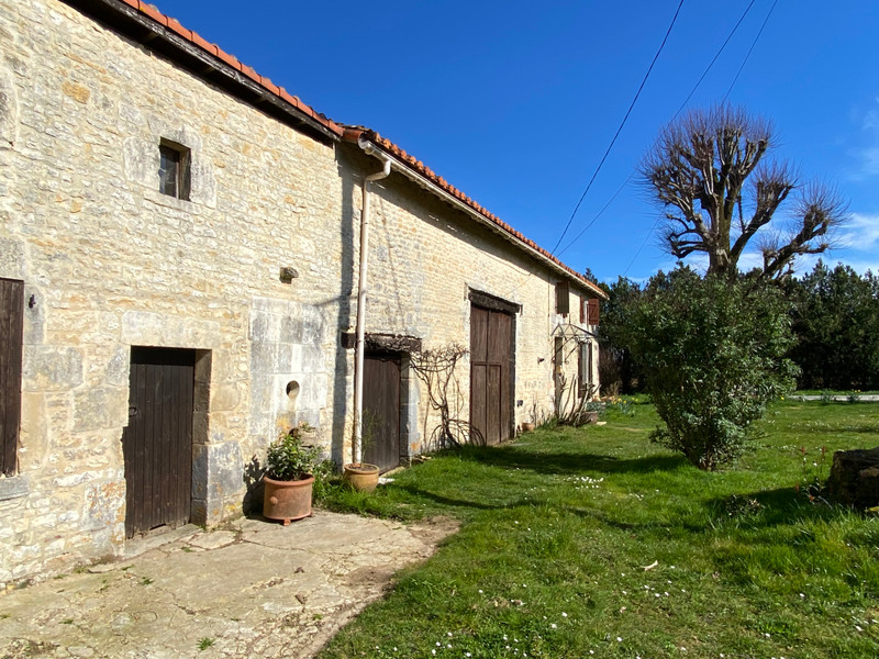 French property for sale in Val-de-Bonnieure, Charente - €189,000 - photo 3