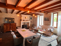 Maison à vendre à Chantillac, Charente - 286.000 € - photo 7