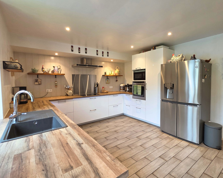 French property for sale in Exideuil-sur-Vienne, Charente - €204,120 - photo 3