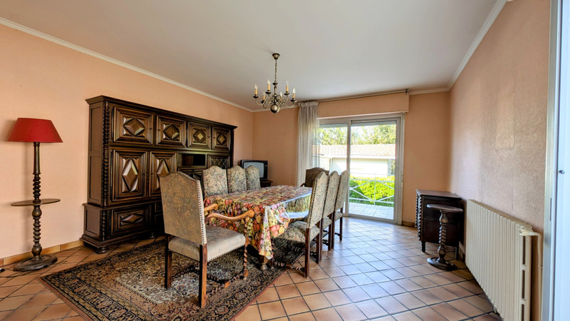 French property for sale in Coutras, Gironde - €189,390 - photo 2
