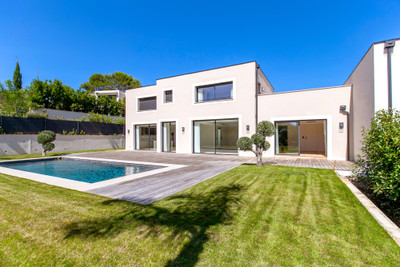 Maison à vendre à Mouans-Sartoux, Alpes-Maritimes, PACA, avec Leggett Immobilier