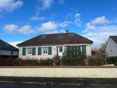 Maison à vendre à Saint-Saturnin, Sarthe, Pays de la Loire, avec Leggett Immobilier
