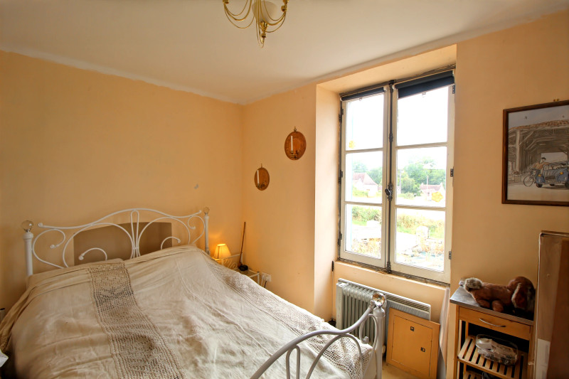 French property for sale in Vicq-sur-Gartempe, Vienne - €88,000 - photo 4