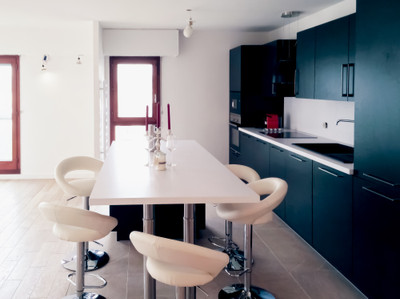 French property for sale in Puteaux, Hauts-de-Seine - €698,000 - photo 4