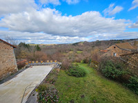 Maison à vendre à Busset, Allier - 345.000 € - photo 9