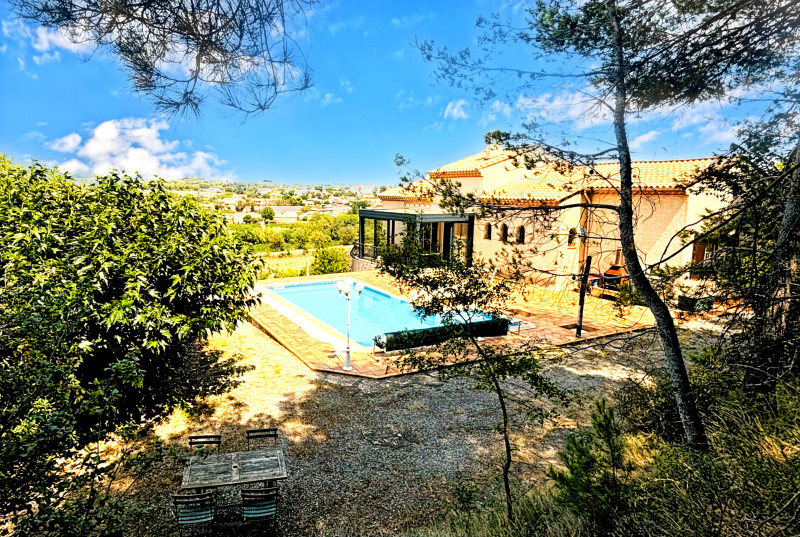 Propriété à vendre à Puisserguier, Hérault - 612 000 €