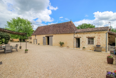 Estate with several houses