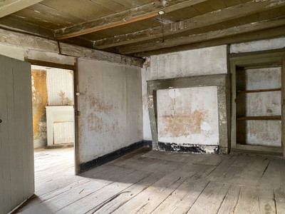 French property for sale in Beaulieu-sur-Sonnette, Charente - €50,000 - photo 7