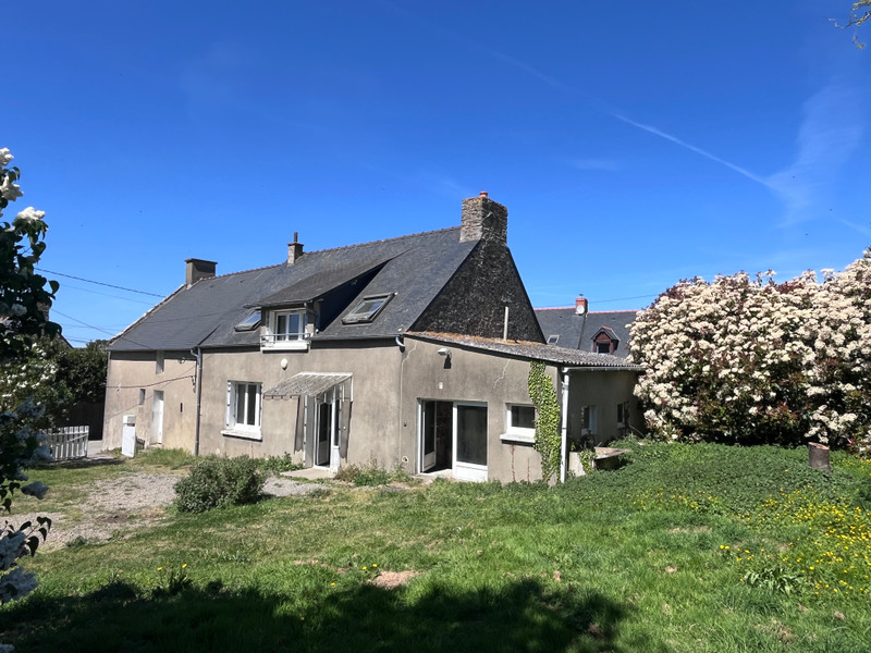 French property for sale in Saint-Père-Marc-en-Poulet, Ille-et-Vilaine - €329,788 - photo 0