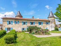 Chateau à vendre à Civray, Vienne - 695.000 € - photo 2