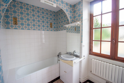 French property for sale in Richelieu, Indre-et-Loire - €101,600 - photo 5