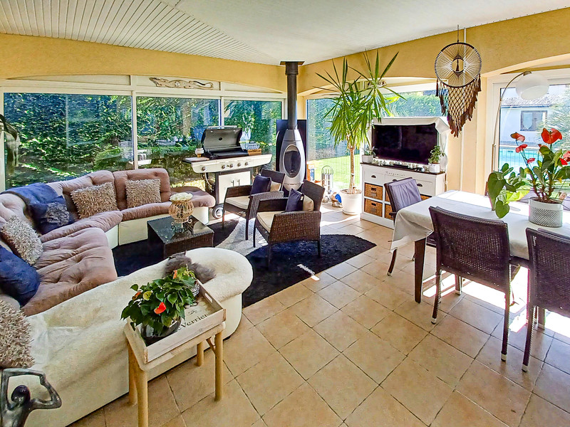 French property for sale in Seilh, Haute-Garonne - €595,000 - photo 4