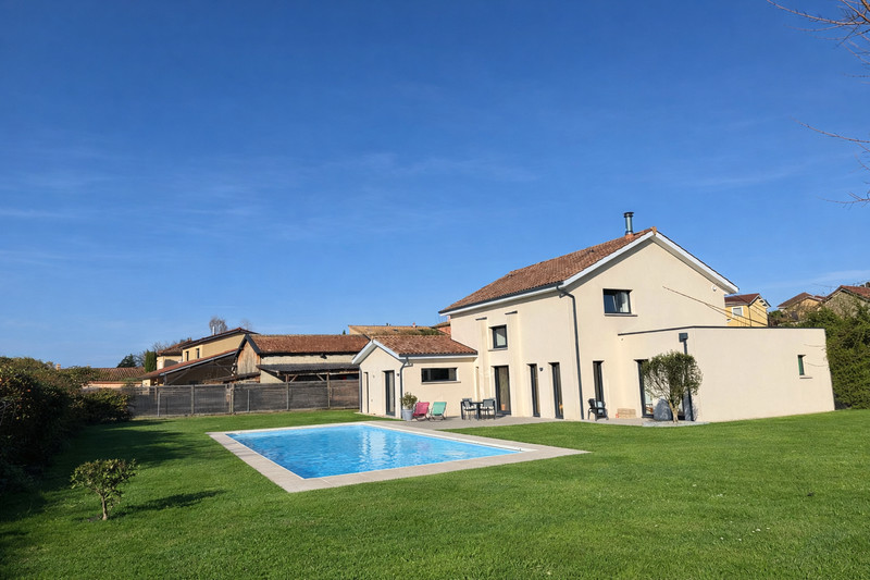French property for sale in Saint-Genis-Laval, Rhône - €1,090,000 - photo 1