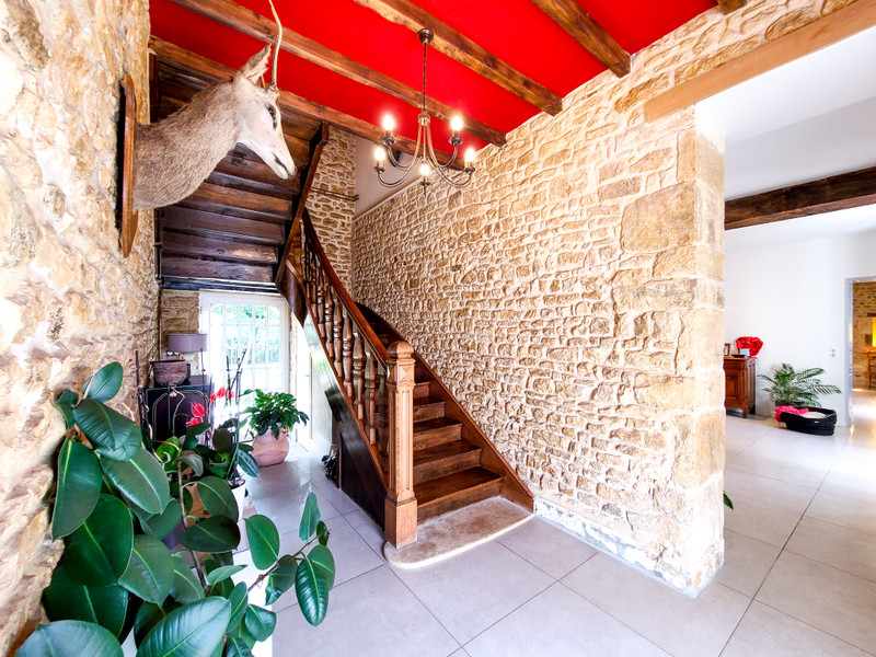 French property for sale in Vieux-Ruffec, Charente - €636,000 - photo 2