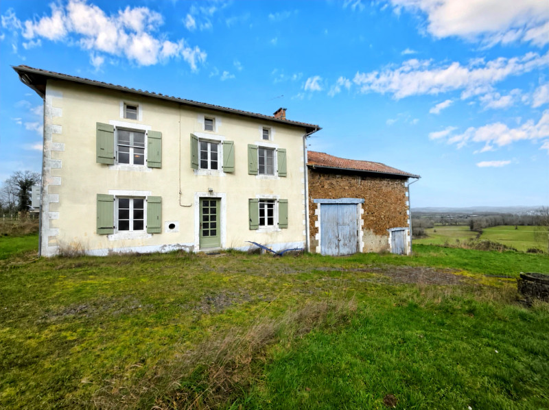 French property for sale in Chabanais, Charente - €199,000 - photo 0