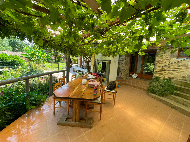 French property for sale in Scillé, Deux-Sèvres - €399,000 - photo 2