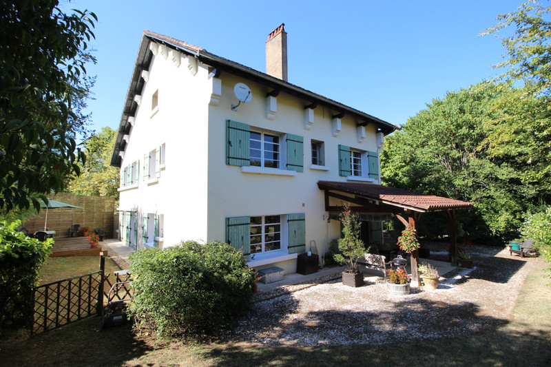 French property for sale in Pressignac-Vicq, Dordogne - €382,000 - photo 1