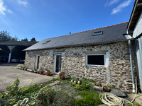 Propriété à vendre à Pleyben, Finistère - 499 999 € - photo n°1