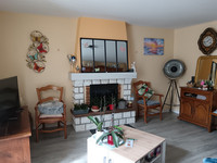 Maison à vendre à Charroux, Vienne - 210.600 € - photo 4