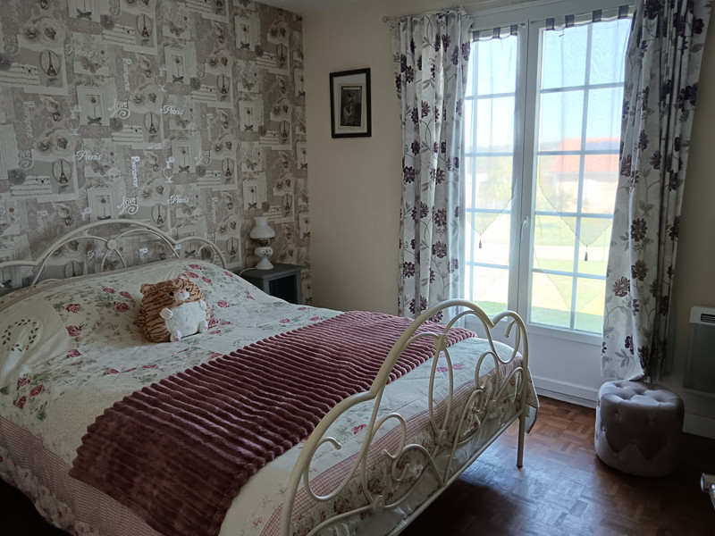 French property for sale in Availles-Limouzine, Vienne - €165,000 - photo 7