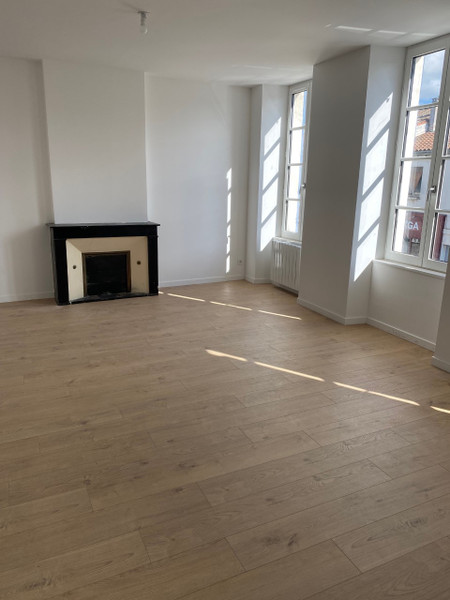 Appartement à vendre à Rochefort, Charente-Maritime - 205 200 € - photo 1 Appartement à vendre à Rochefort, Charente-Maritime - 205 200 € - photo 1
