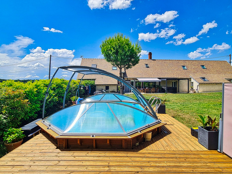 French property for sale in Montargis, Loiret - €478,723 - photo 1