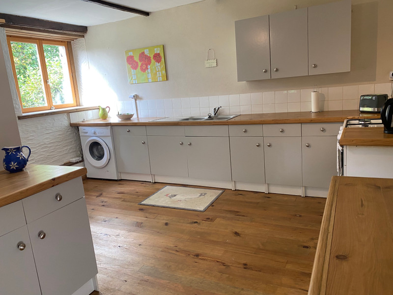 French property for sale in Belle-Isle-en-Terre, Côtes-d'Armor - €167,400 - photo 4