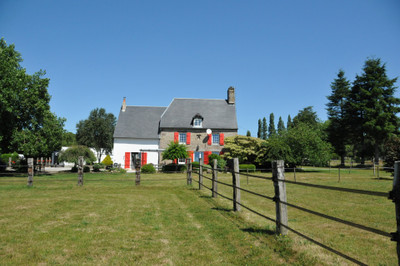 French property for sale in Landelles-et-Coupigny, Calvados - €535,000 - photo 1