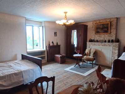 French property for sale in Châlus, Haute-Vienne - €141,700 - photo 4