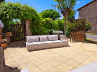 Maison à vendre à Terres-de-Haute-Charente, Charente - 180.036 € - photo 12