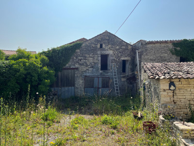 French property for sale in Ligné, Charente - €61,000 - photo 9