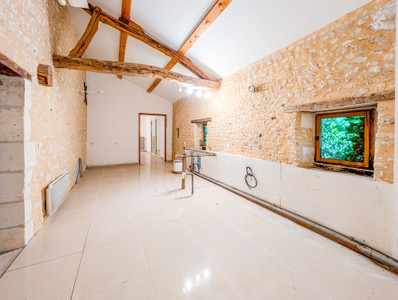 French property for sale in Chatenet, Charente-Maritime - €237,500 - photo 4