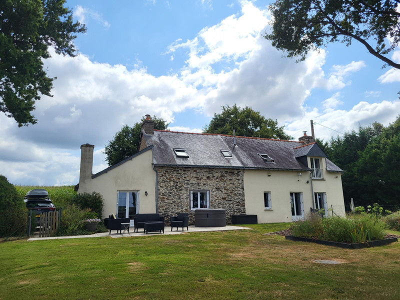 French property for sale in Guégon, Morbihan - €278,250 - photo 10