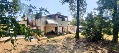 Maison à vendre à Saint-Julien-les-Rosiers, Gard, Languedoc-Roussillon, avec Leggett Immobilier