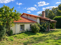 Propriété à vendre à Prailles-La Couarde, Deux-Sèvres - 145 000 € - photo n°1