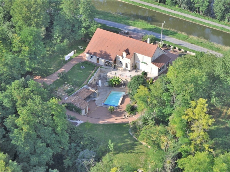 French property for sale in Chagny, Saône-et-Loire - €583,000 - photo 3