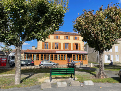 Commerce à vendre à Brioux-sur-Boutonne, Deux-Sèvres, Poitou-Charentes, avec Leggett Immobilier