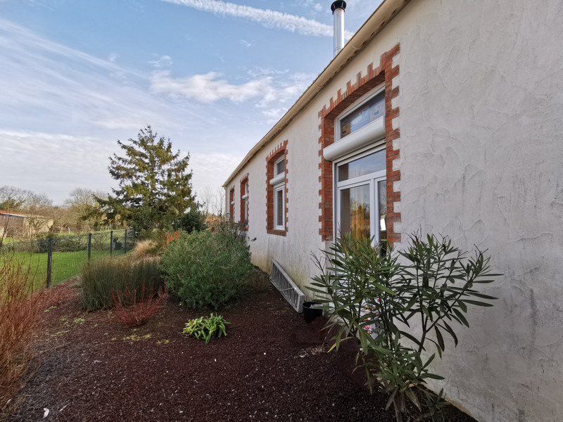 Maison à vendre en Pays de la Loire Vendée SaintUrbain Ensemble de 2 maisons 160 et 60 m² à