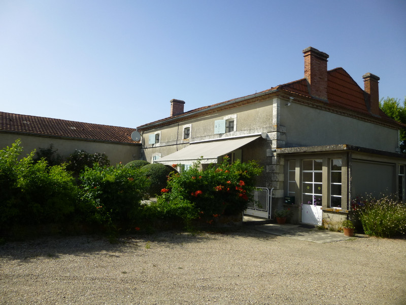 House for sale in Duras LotetGaronne Renovated Maison de maitre