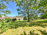 Maison à vendre à Nantillé, Charente-Maritime - 325.000 € - photo 3