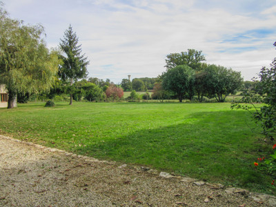 French property for sale in Mauprévoir, Vienne - €171,200 - photo 9