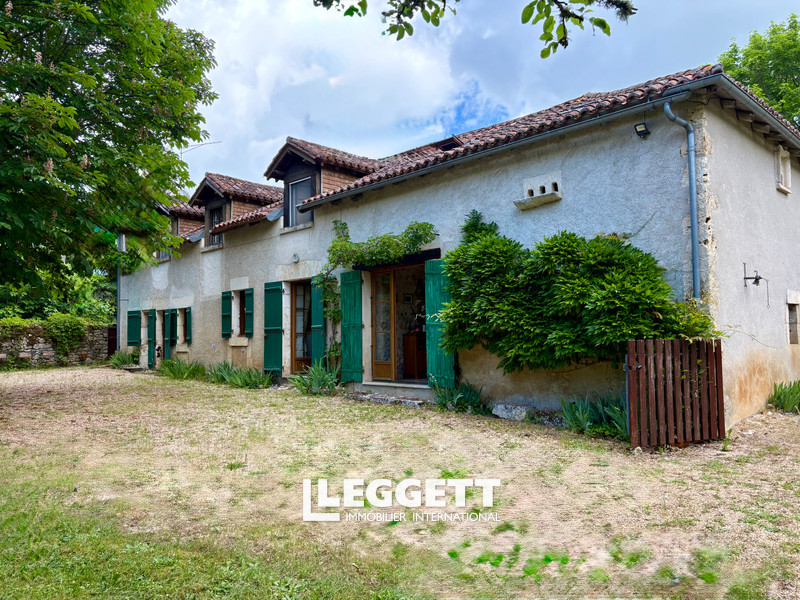 Maison 11 pièce(s), BOURDEILLES