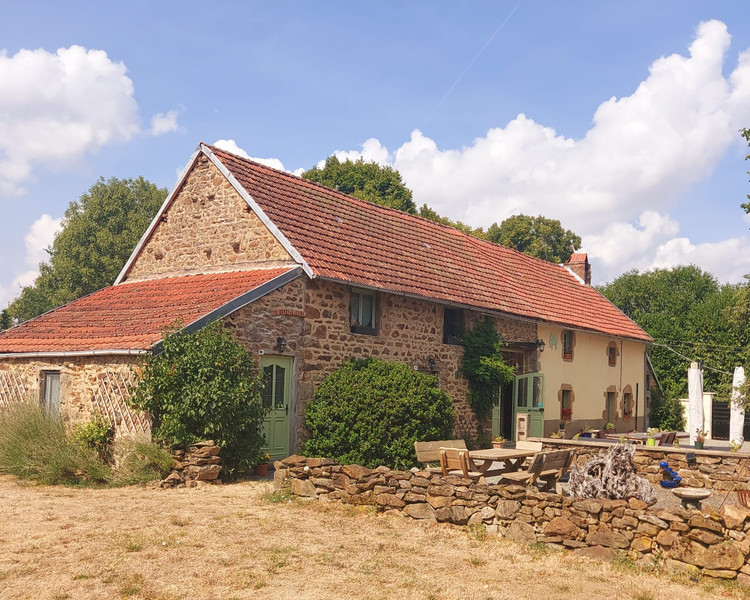 French property for sale in Pionsat, Puy-de-Dôme - €349,000 - photo 1