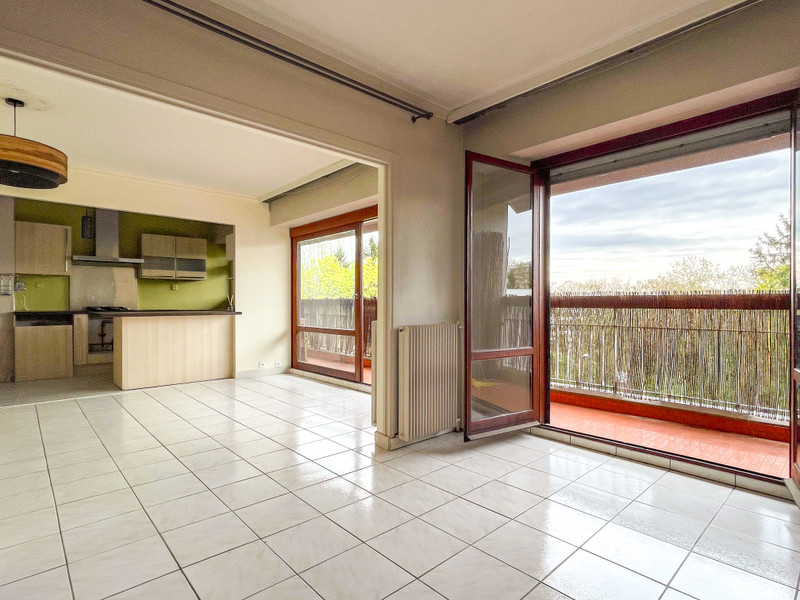 French property for sale in Athis-Mons, Essonne - €217,000 - photo 1
